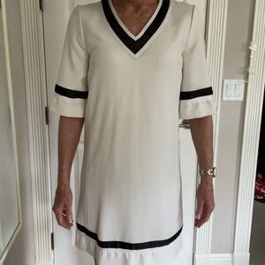 Tahari White/Black- Great dress for the Office!